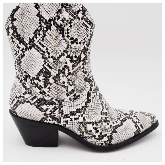 02 Fabulous The Adele Snakeskin Cowboy Western  Boots - Picture 2 of 4